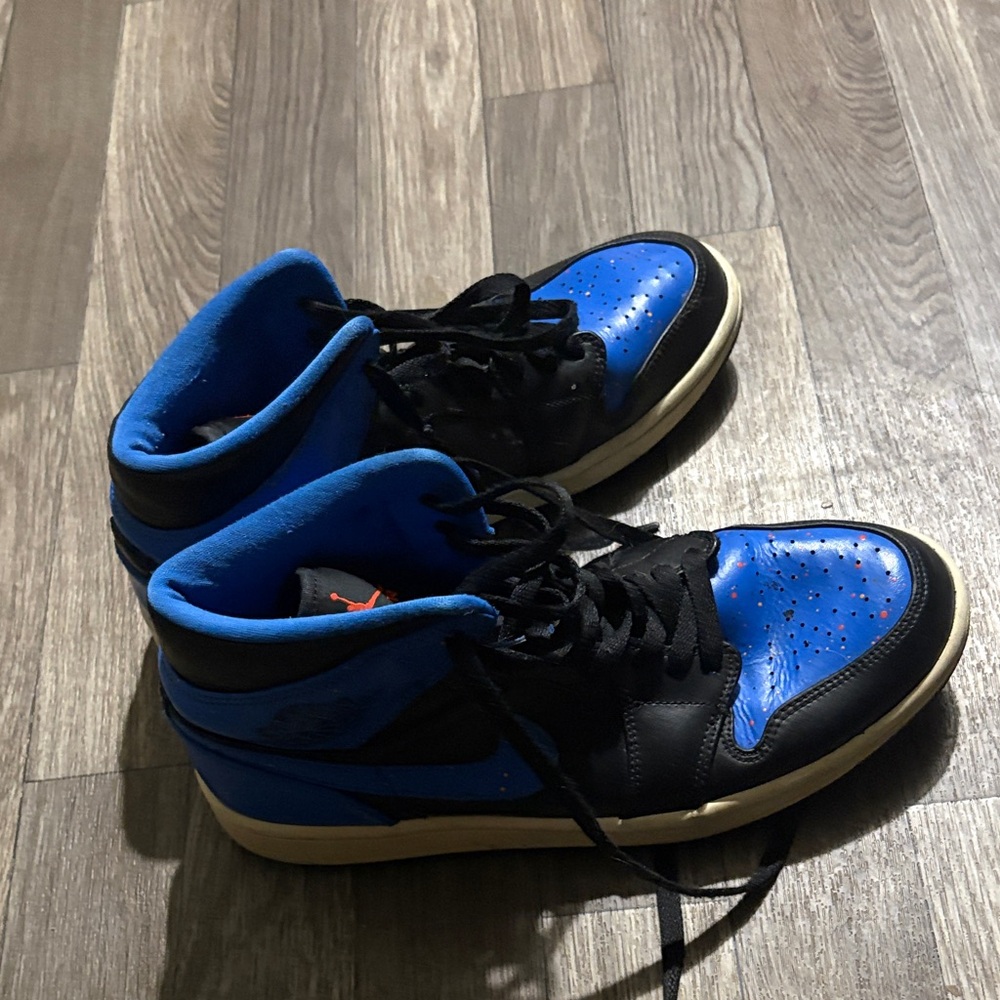 Jordan Women's Sneakers in Blue and Black